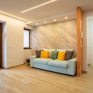 Lovely Bright In Center , Barzio Italia